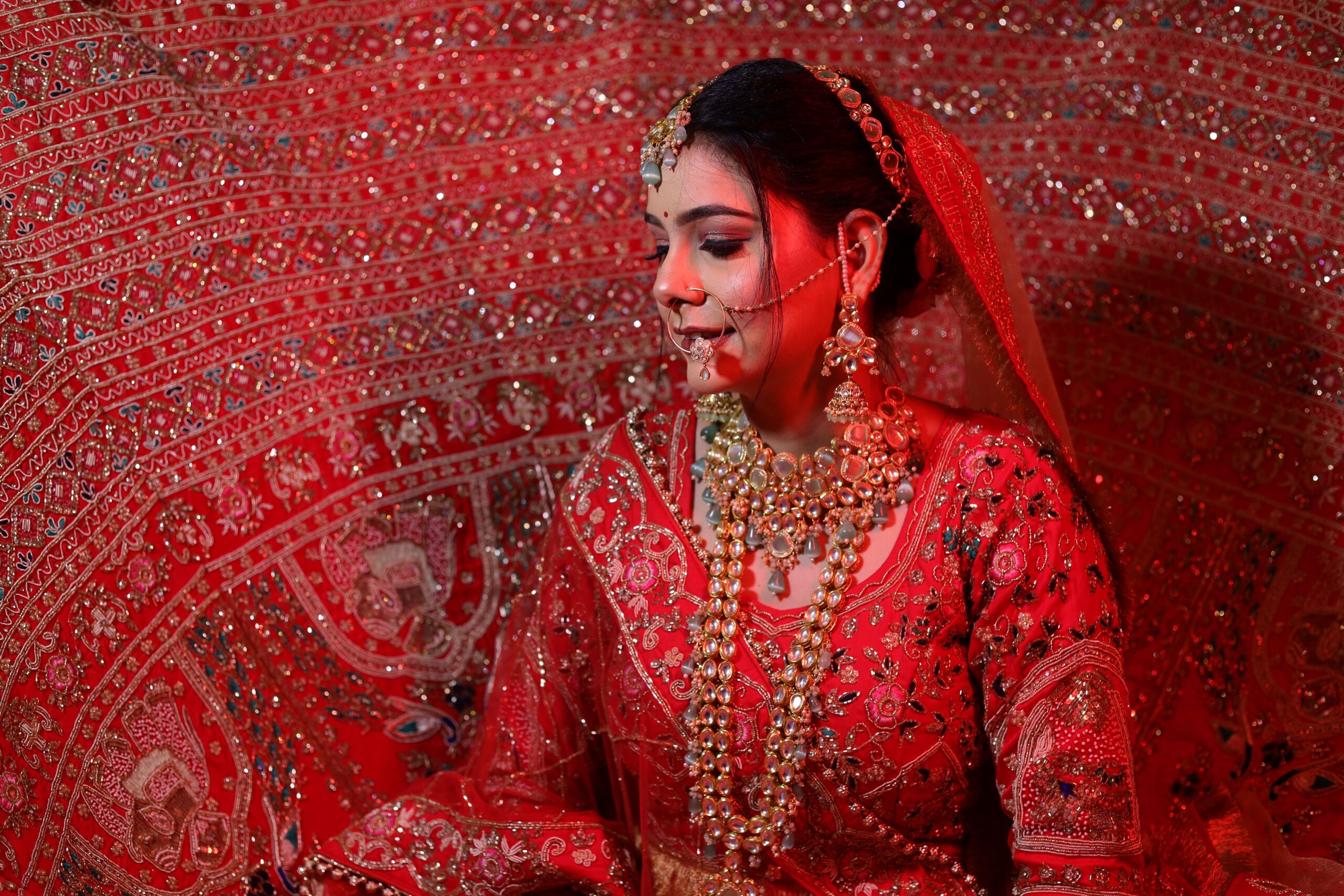 bride_in_red_lehanga